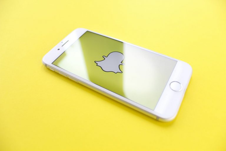 3 manières de communiquer avec une fille sur snapchat : comment communiquer avec une fille sur snapchat ?